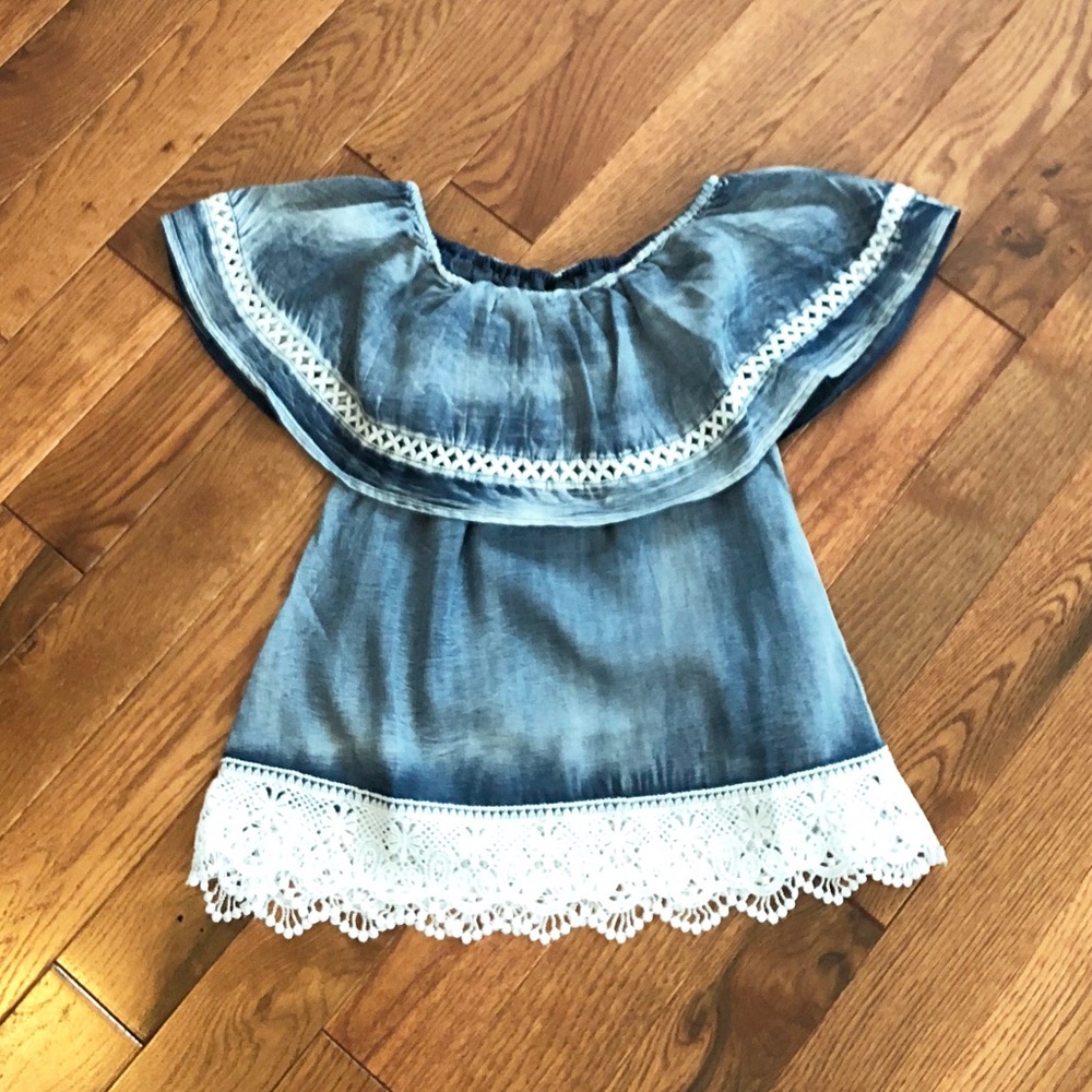 🔵 1 LEFT!! 🔵 denim off shoulder top - Picture 4 of 5
